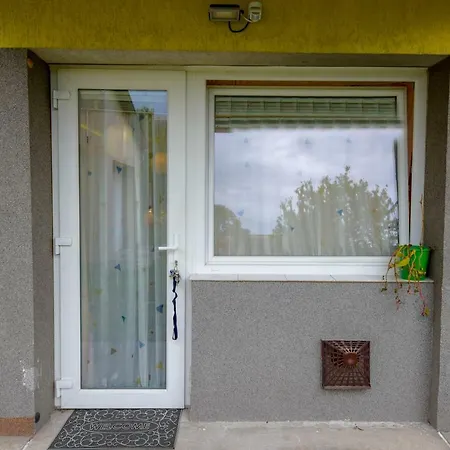 Francia Apartman Apartment *